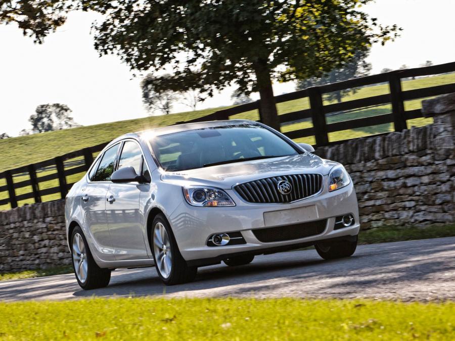  Buick Verano Turbo 2012 года  (фото 1 из 13)